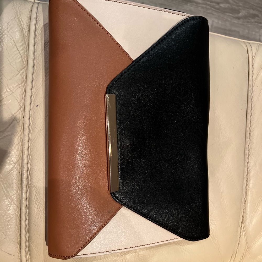 Express Clutch